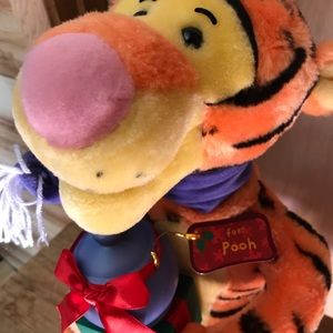 Tigger animated Christmas display